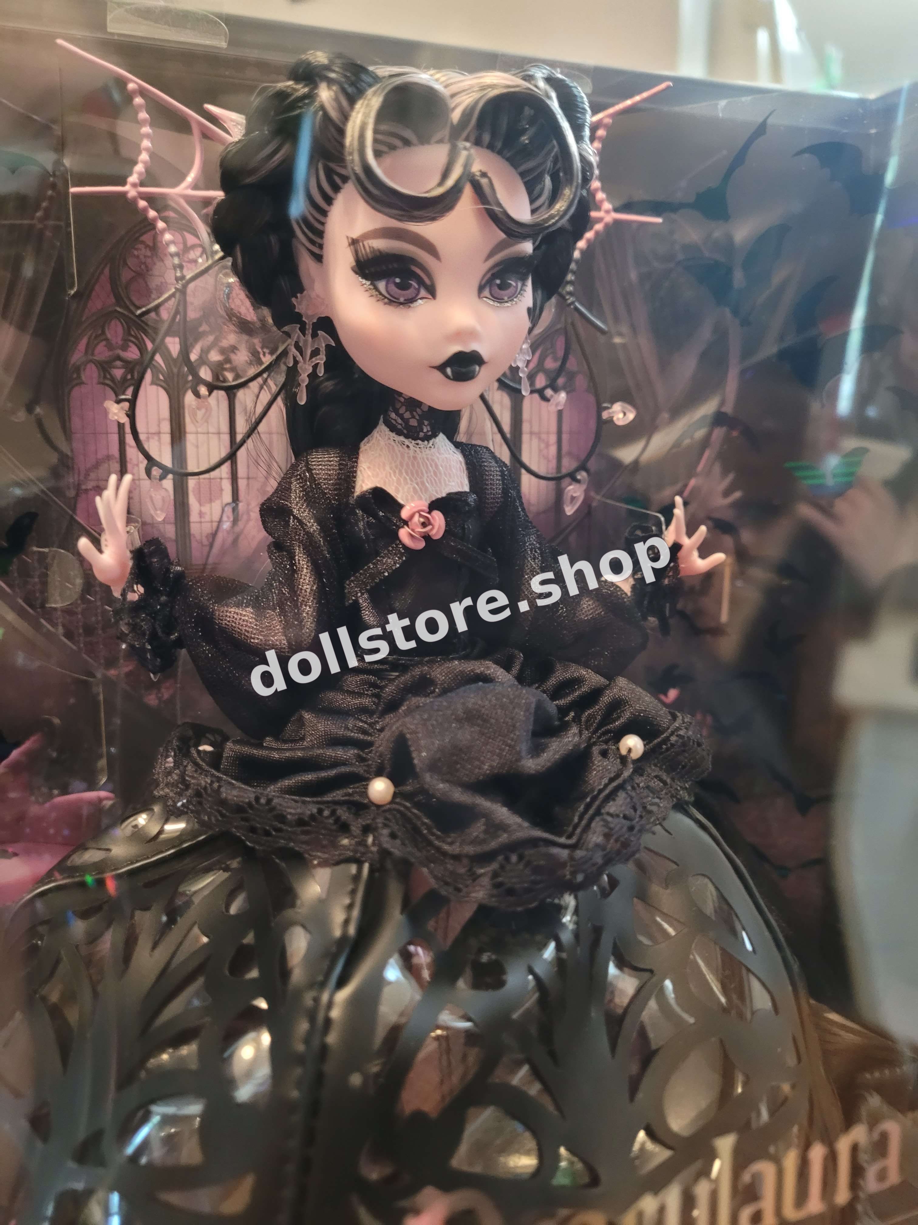 Outra foto de Draculaura: Vampire Heart